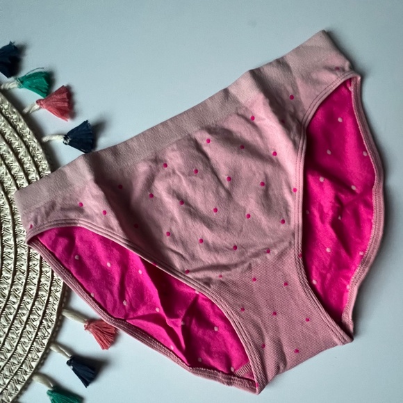 Victoria's Secret Seamless Dot Bikini Panty Pink/Fuchsia Dot Small NEW - Picture 2 of 3